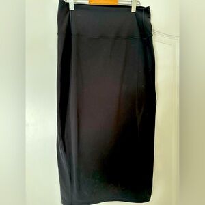 Lululemon Nulu Slimfit High Rise Skirt Black